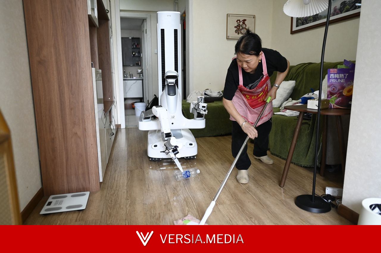 Eles recolhem lixo, dobram roupas e aprendem com erros: os robôs que já trabalham em casas chinesas — Tech | Versia.media