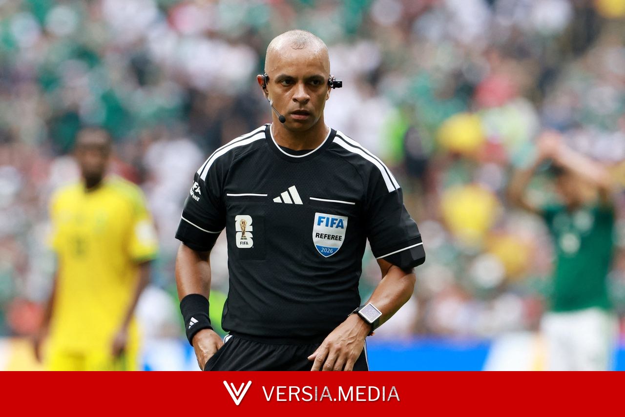 Copa do Mundo 2026: árbitro brasileiro expulsa três, anuncia decisão em inglês e rende memes — Tech | Versia.media
